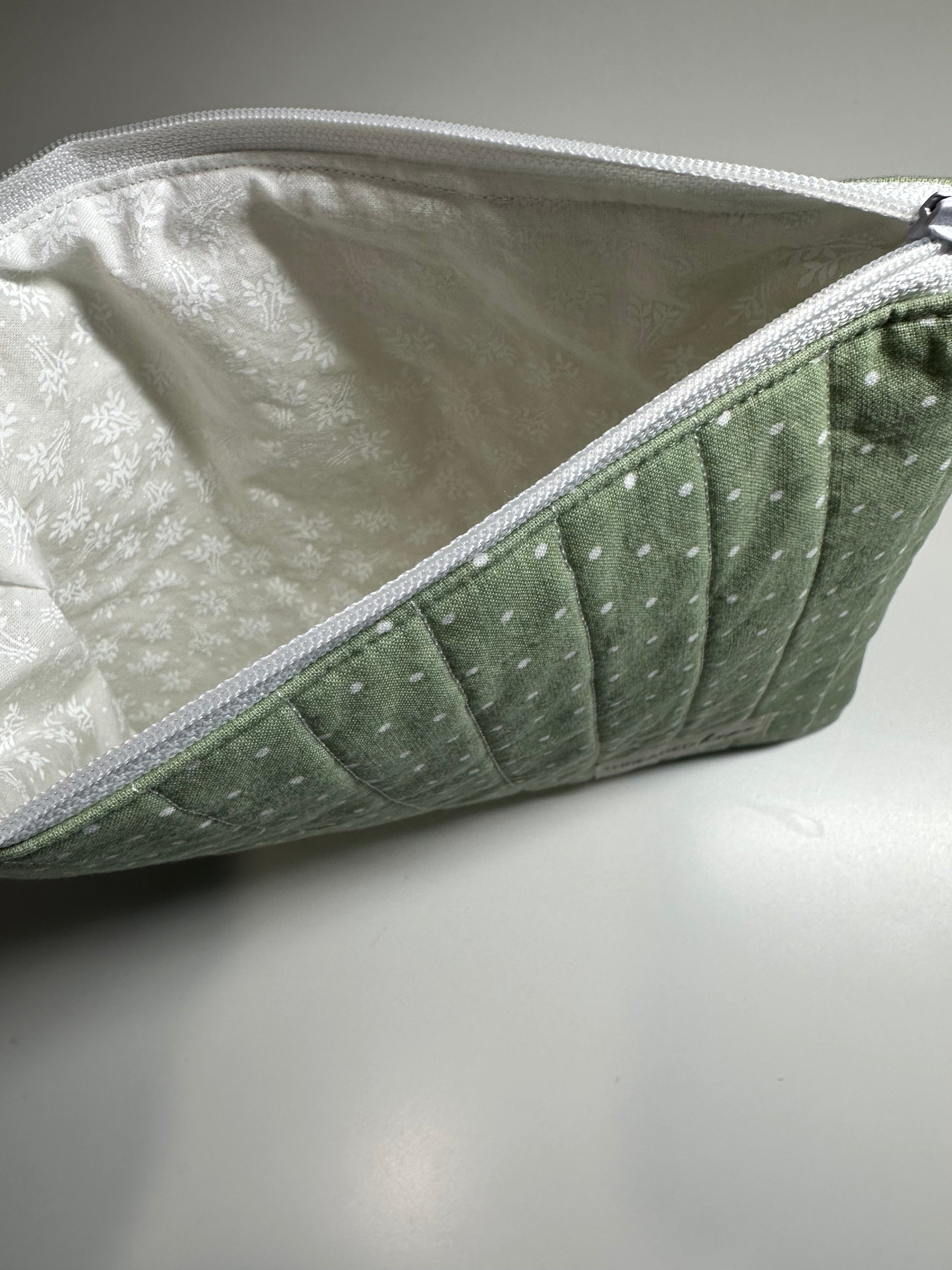 Green Polka Dot Handmade Quilted Zipper Pouch – 9.25” x 7.5” thumbnail 2