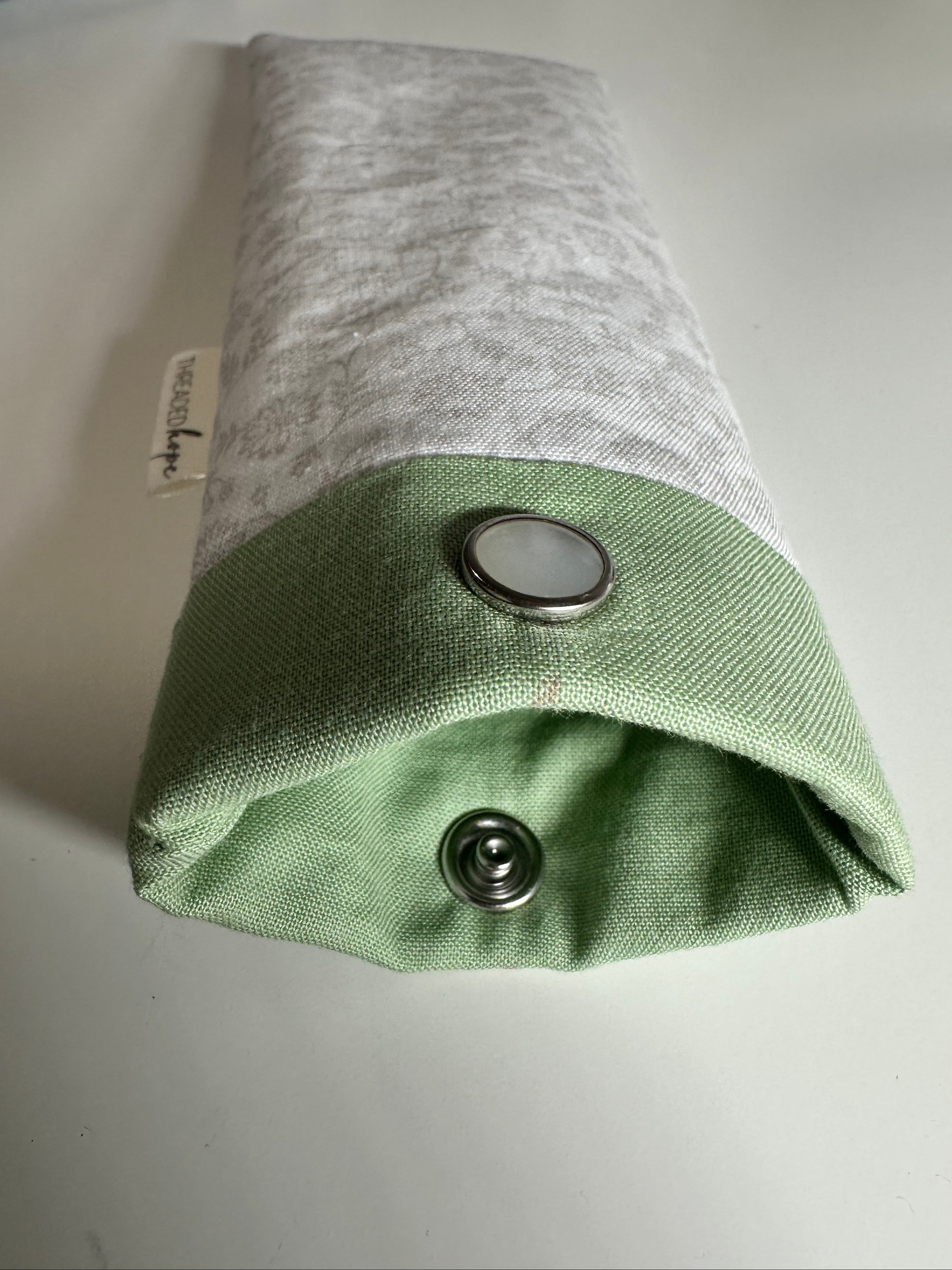 White/Green Cotton Glasses Case with Snap Enclosure thumbnail 2